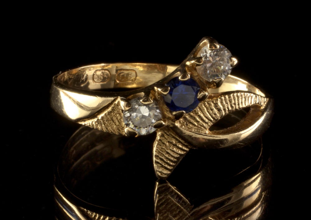 Shooting jewelry with macro lens, part 2 Ellikki.fi