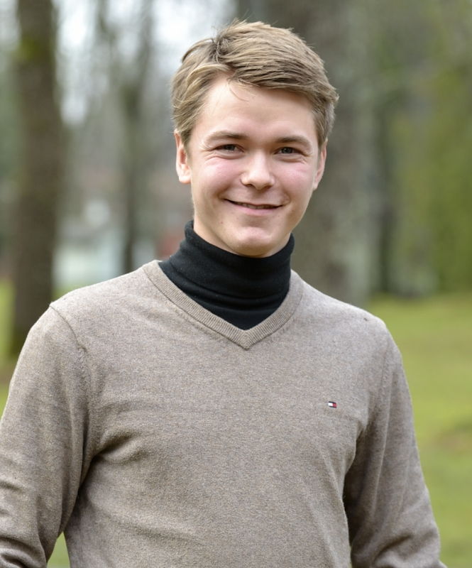 elmo-jankari-harjussa