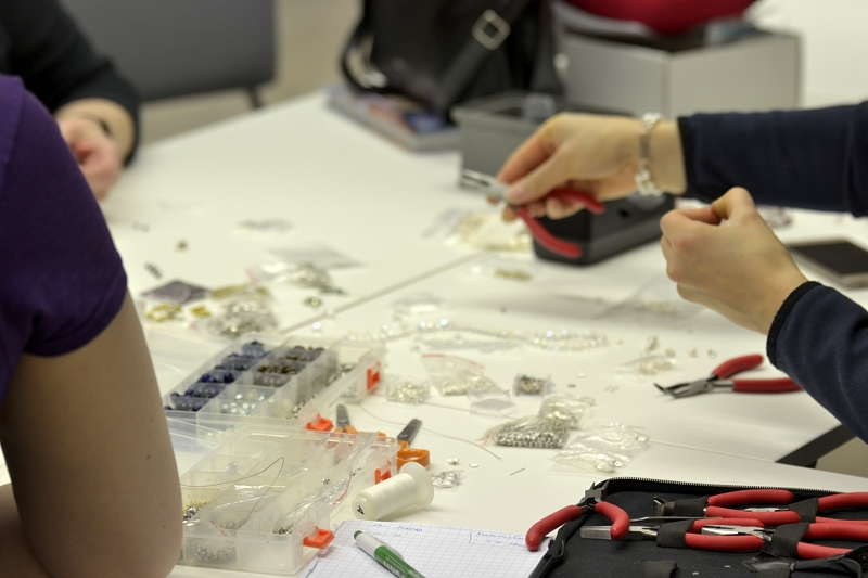 koruharrastaja-kirjastossa